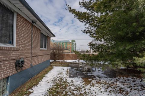Photo 42 at 101 Barrymore Road, Bendale, Toronto
