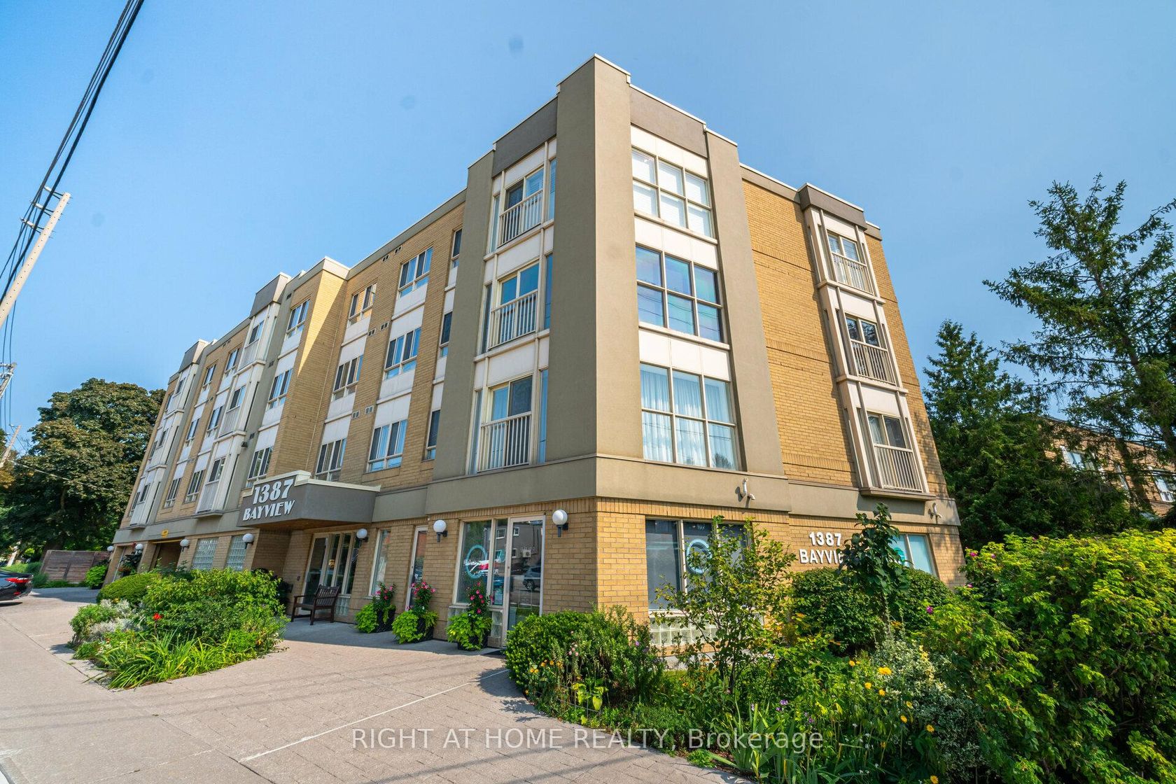 306 - 1387 Bayview Avenue, Leaside, Toronto 