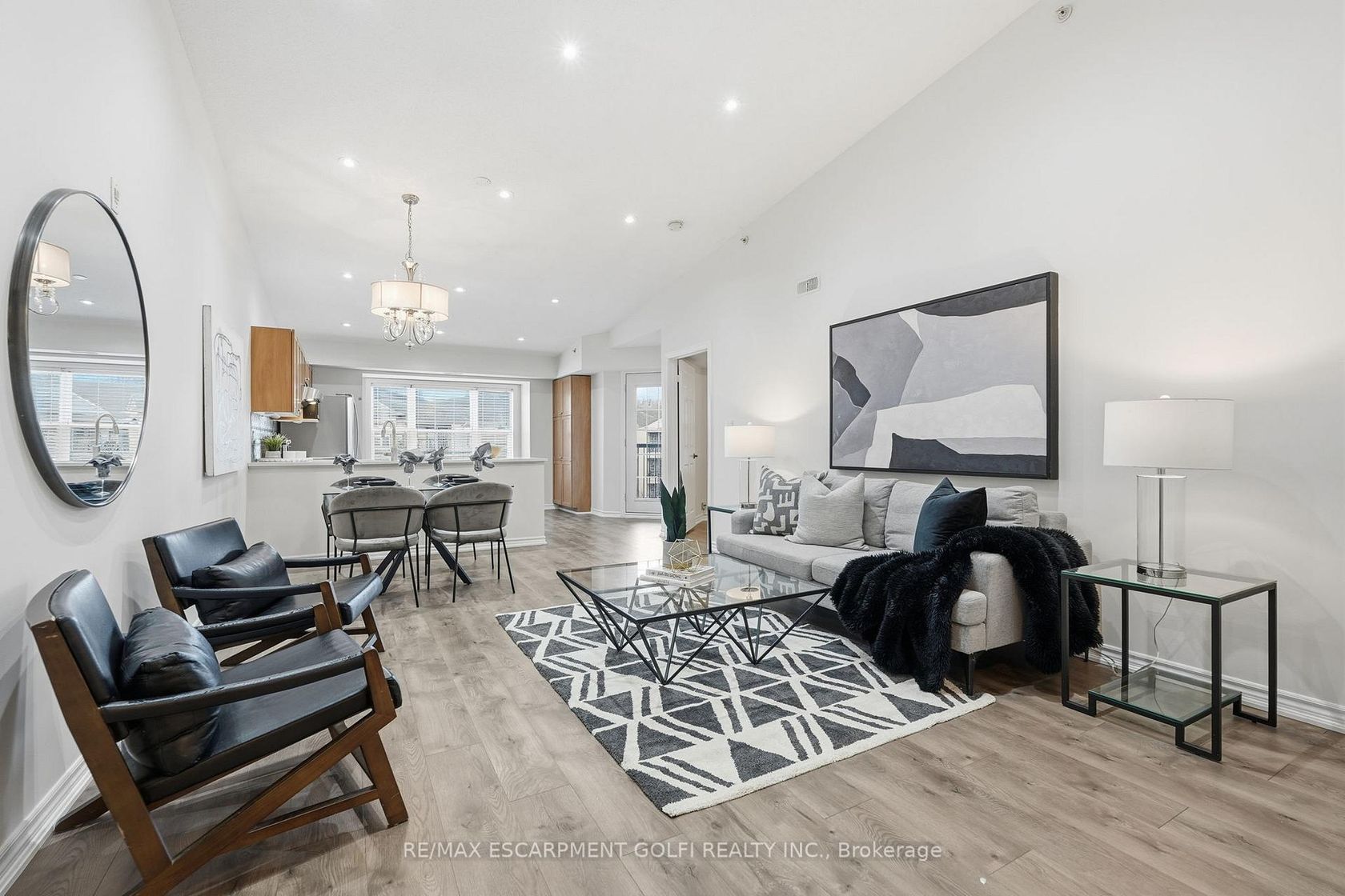 411 - 2035 Appleby Line, Uptown, Burlington 