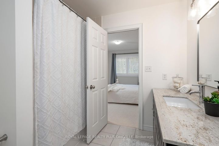 Photo 28 at 3339 Skipton Lane, BC Bronte Creek, Oakville