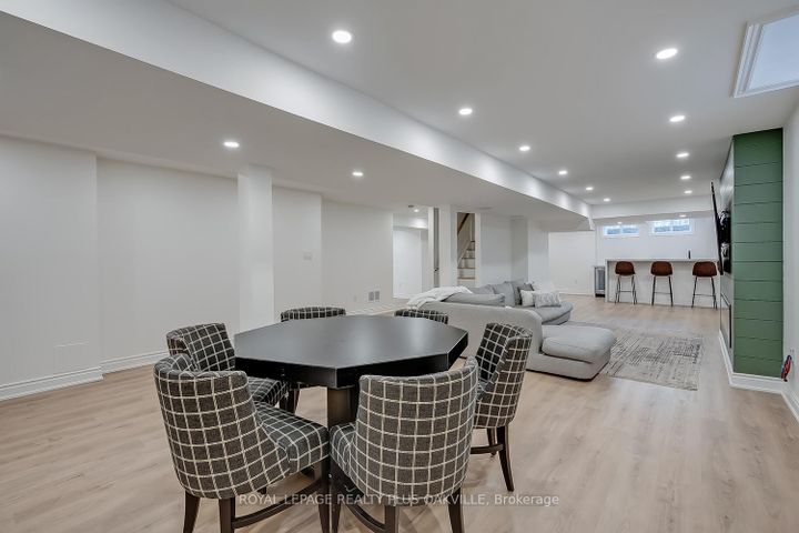 Photo 36 at 3339 Skipton Lane, BC Bronte Creek, Oakville