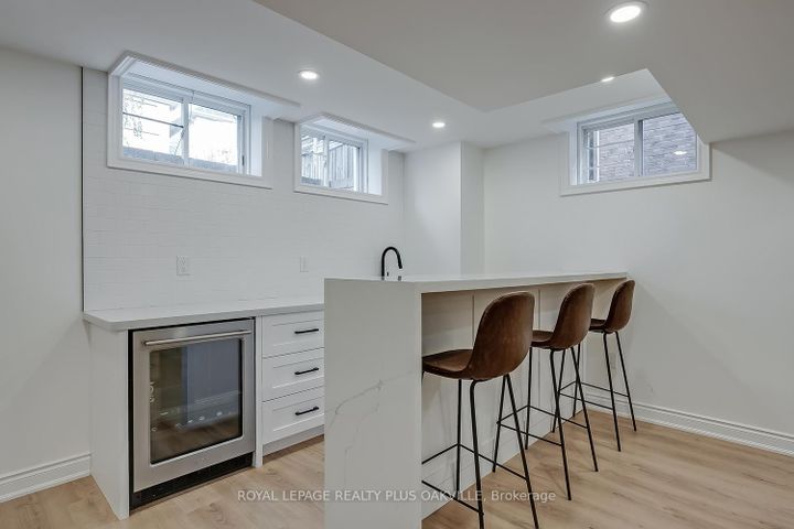 Photo 37 at 3339 Skipton Lane, BC Bronte Creek, Oakville