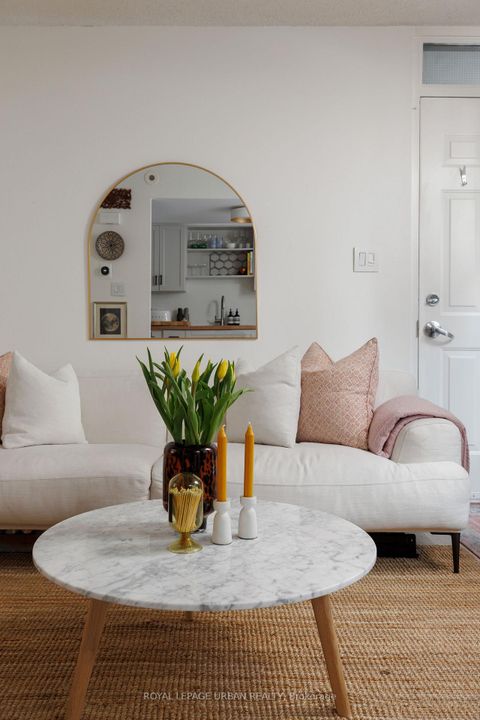 Photo 3 at 315 - 30 Western Battery Road, Niagara, Toronto