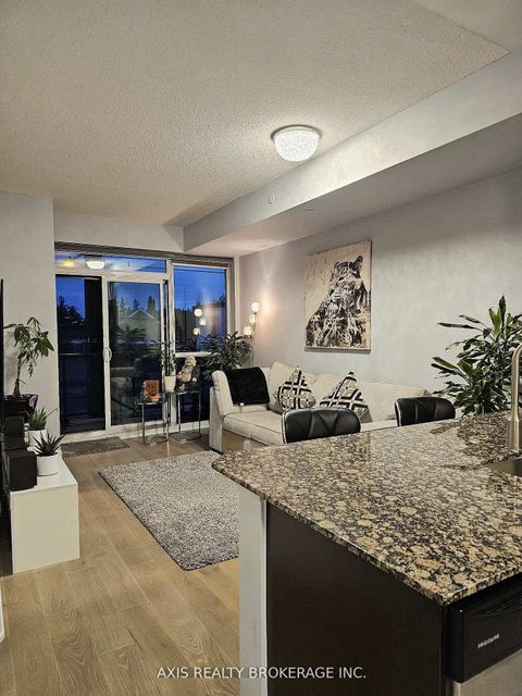 Photo 7 at 321 - 4700 Highway 7, East Woodbridge, Vaughan