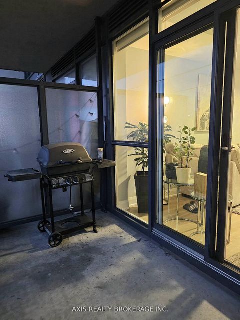 Photo 13 at 321 - 4700 Highway 7, East Woodbridge, Vaughan