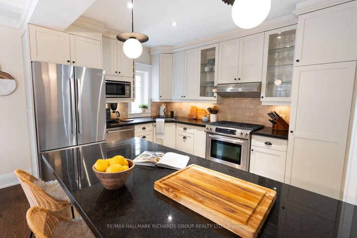 Photo 12 at 152 Hammersmith Avenue, The Beaches, Toronto