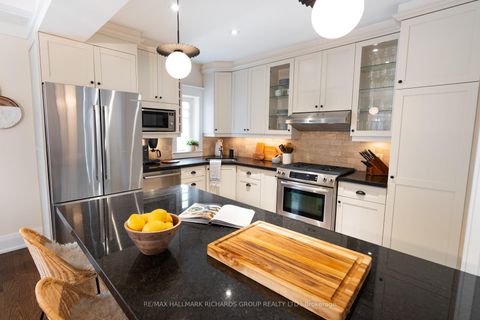 Photo 12 at 152 Hammersmith Avenue, The Beaches, Toronto