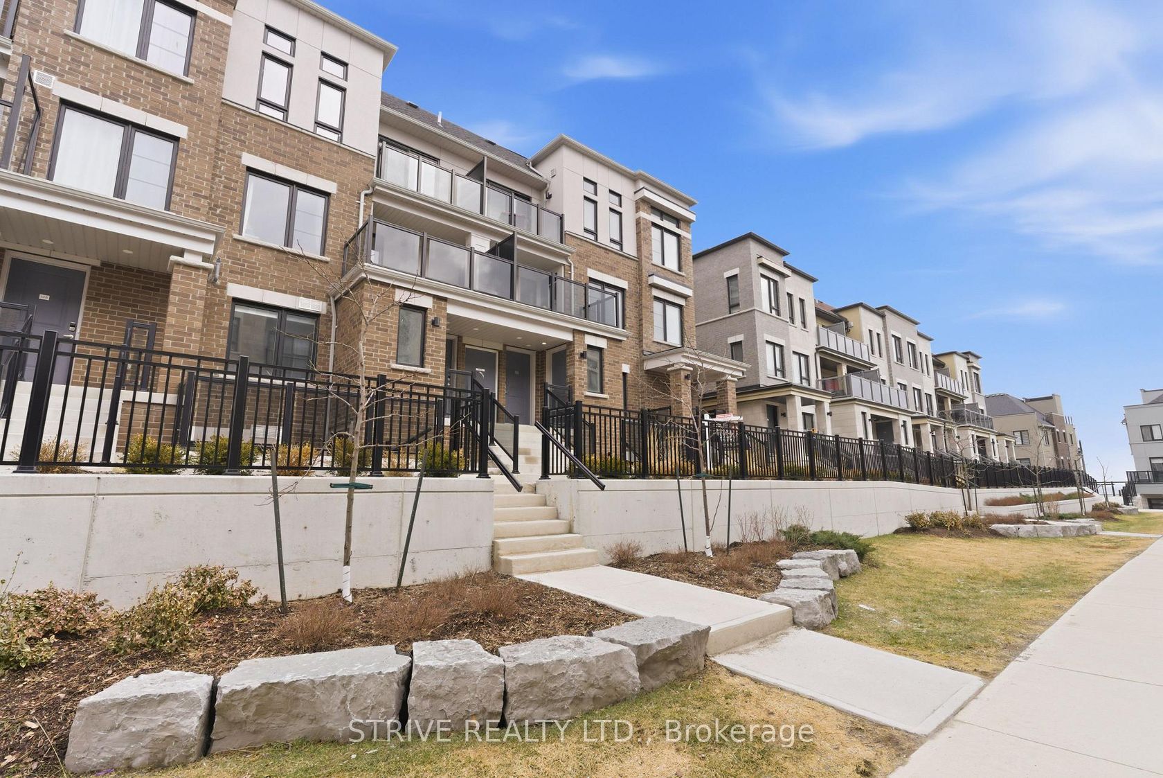 12A - 12 A Lookout Drive, Bowmanville, Clarington 