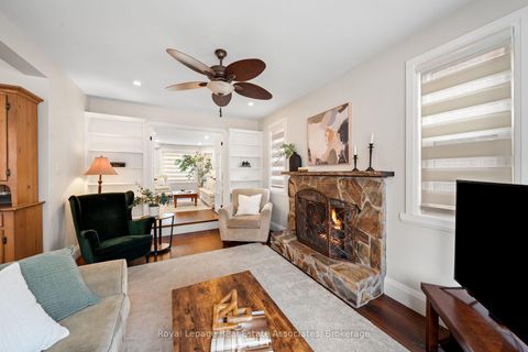 Photo 6 at 4516 Gullfoot Circle, Hurontario, Mississauga