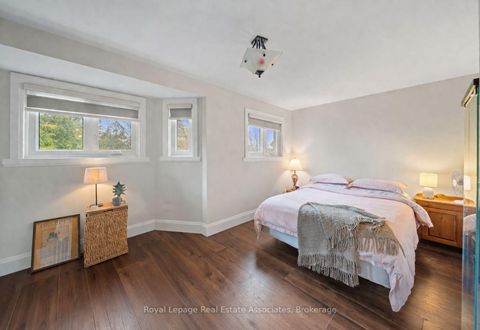 Photo 18 at 4516 Gullfoot Circle, Hurontario, Mississauga