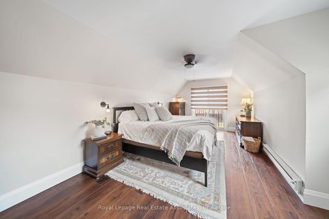 Photo 20 at 4516 Gullfoot Circle, Hurontario, Mississauga