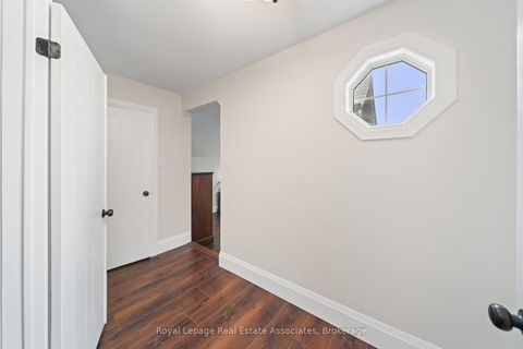 Photo 30 at 4516 Gullfoot Circle, Hurontario, Mississauga