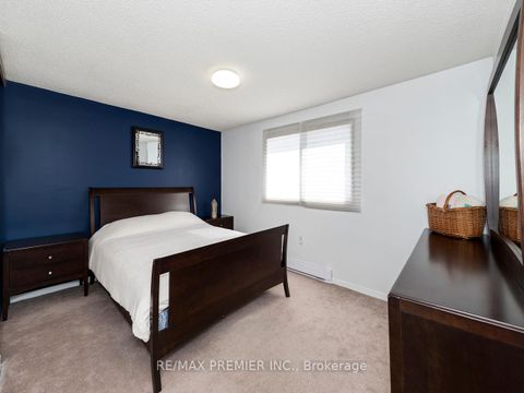 Photo 27 at 203 Burns Circle, Northwest, Barrie