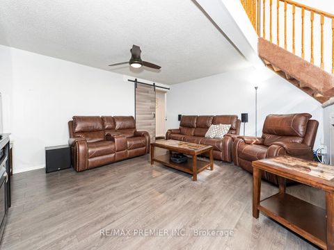 Photo 32 at 203 Burns Circle, Northwest, Barrie