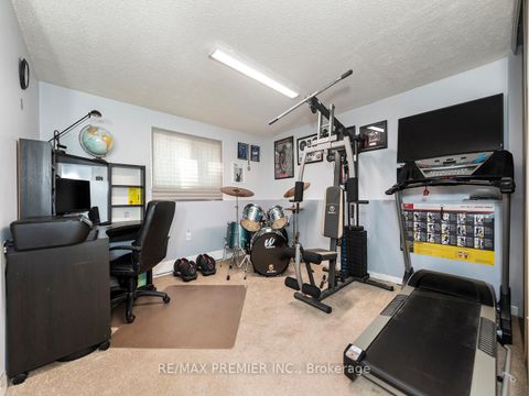 Photo 36 at 203 Burns Circle, Northwest, Barrie