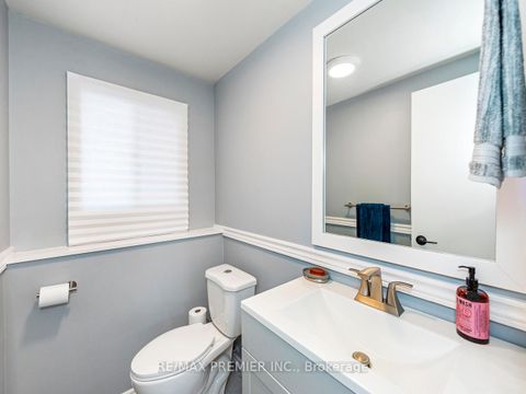 Photo 38 at 203 Burns Circle, Northwest, Barrie