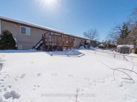 Photo 45 at 203 Burns Circle, Northwest, Barrie
