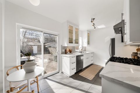 Photo 6 at 130 Donegall Drive, Leaside, Toronto