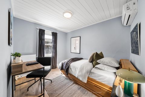 Photo 14 at 130 Donegall Drive, Leaside, Toronto