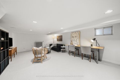 Photo 18 at 130 Donegall Drive, Leaside, Toronto