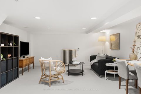 Photo 20 at 130 Donegall Drive, Leaside, Toronto