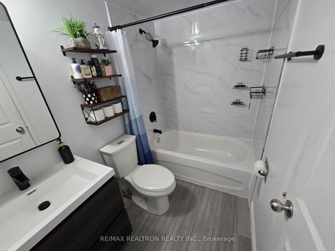 Photo 5 at 1515 - 88 Alton Towers Circle, Milliken, Toronto