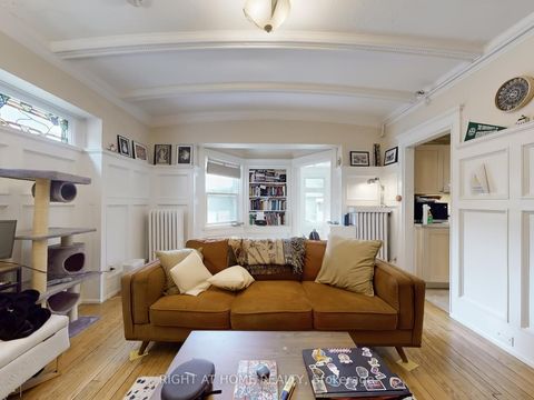 Photo 11 at 32 High Park Boulevard, Swansea, Toronto