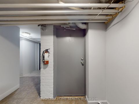 Photo 19 at 32 High Park Boulevard, Swansea, Toronto