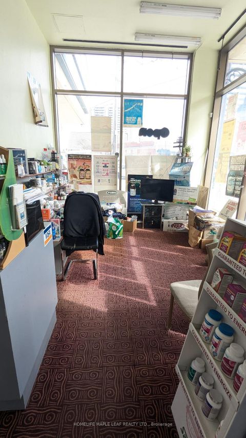 Photo 16 at 15 A - 1901 Weston Road, Weston, Toronto