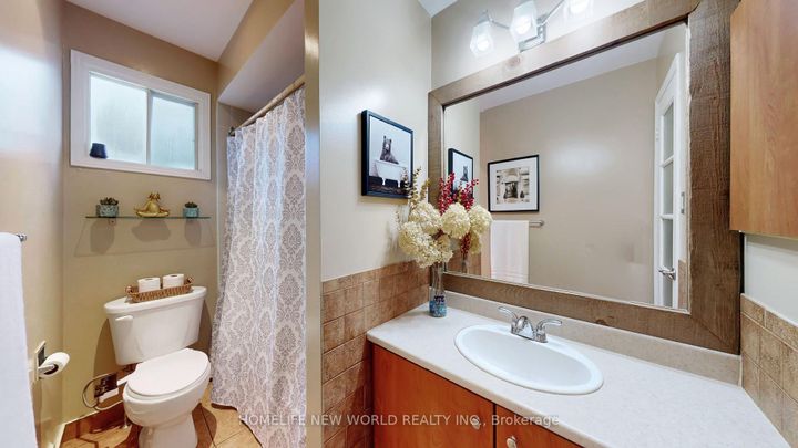 Photo 17 at 1608 Rawlings Drive, Liverpool, Pickering