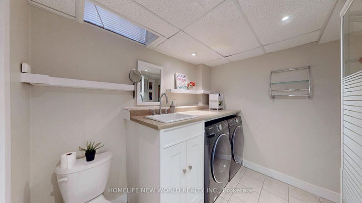 Photo 18 at 1608 Rawlings Drive, Liverpool, Pickering