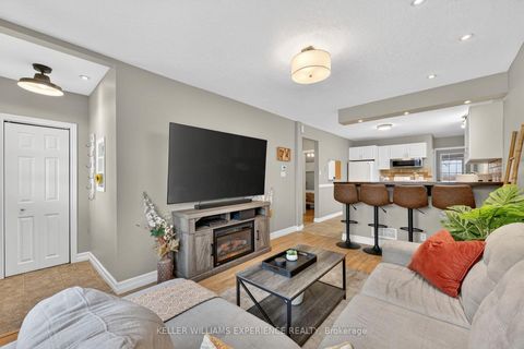 Photo 10 at 32 HENRY Street, Queen's Park, Barrie