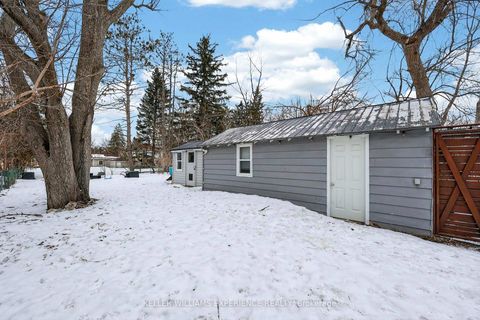 Photo 40 at 32 HENRY Street, Queen's Park, Barrie