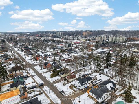 Photo 47 at 32 HENRY Street, Queen's Park, Barrie