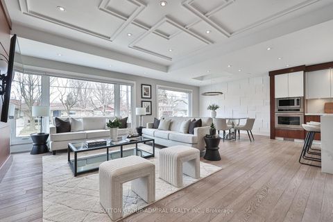 Photo 4 at 29 Acton Avenue, Bathurst Manor, Toronto