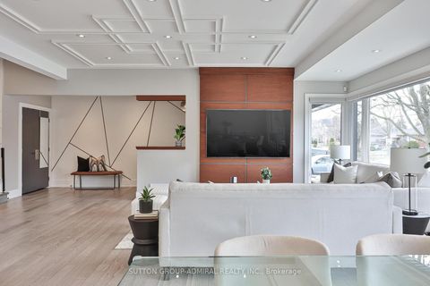 Photo 5 at 29 Acton Avenue, Bathurst Manor, Toronto