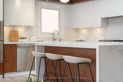 Photo 10 at 29 Acton Avenue, Bathurst Manor, Toronto