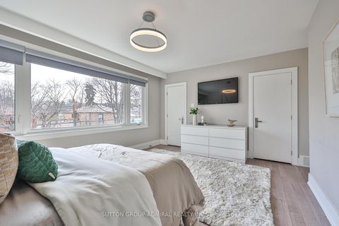 Photo 16 at 29 Acton Avenue, Bathurst Manor, Toronto