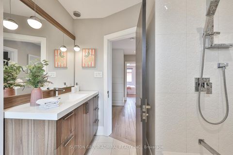 Photo 21 at 29 Acton Avenue, Bathurst Manor, Toronto