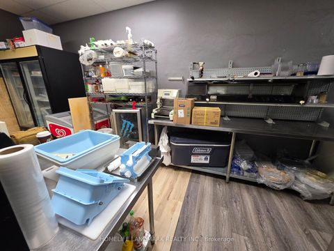 Photo 4 at 973 Coxwell Avenue, East York, Toronto