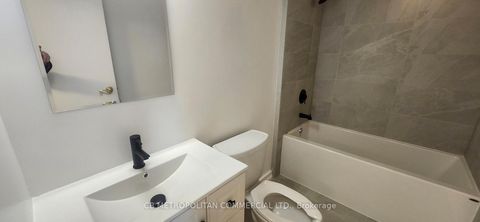 Photo 7 at 3305 - 65 Harbour Square, Waterfront Communities C1, Toronto