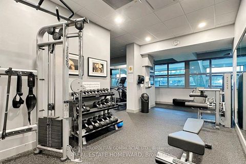 Photo 19 at 3305 - 65 Harbour Square, Waterfront Communities C1, Toronto