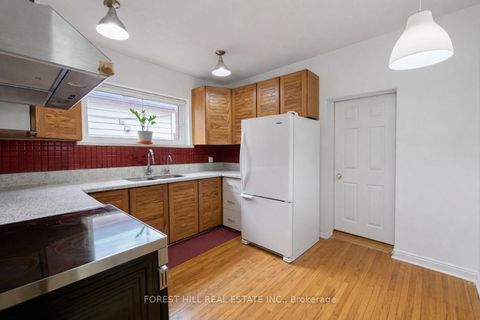 Photo 4 at 1046 Dovercourt Road, Junction, Toronto