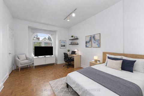 Photo 10 at 1046 Dovercourt Road, Junction, Toronto