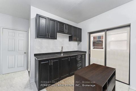 Photo 15 at 1046 Dovercourt Road, Junction, Toronto