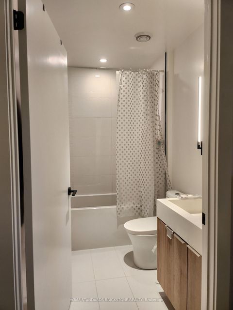 Photo 24 at 1705 - 117 Broadway Avenue, Mount Pleasant West, Toronto