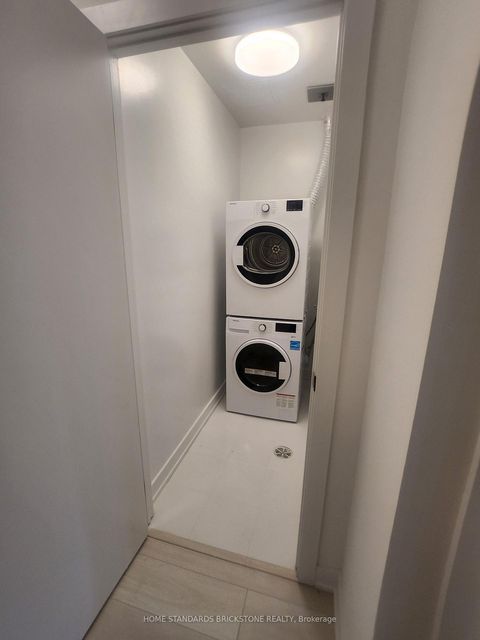 Photo 34 at 1705 - 117 Broadway Avenue, Mount Pleasant West, Toronto