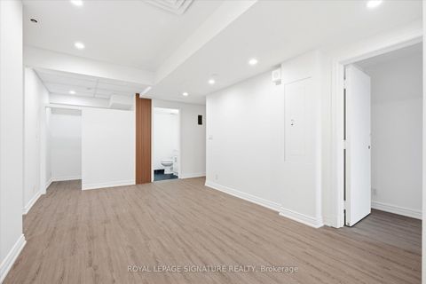 Photo 5 at 101 - 2900 Yonge Street, Lawrence Park South, Toronto