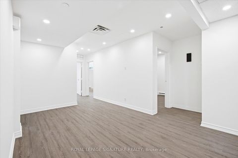 Photo 6 at 101 - 2900 Yonge Street, Lawrence Park South, Toronto