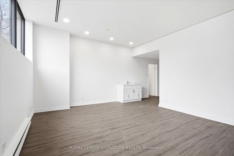 Photo 10 at 101 - 2900 Yonge Street, Lawrence Park South, Toronto